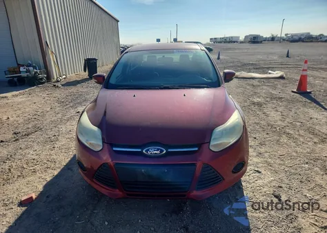 2014 Ford Focus Se z USA, uszkodzony, nr VIN 1FADP3F26EL263922